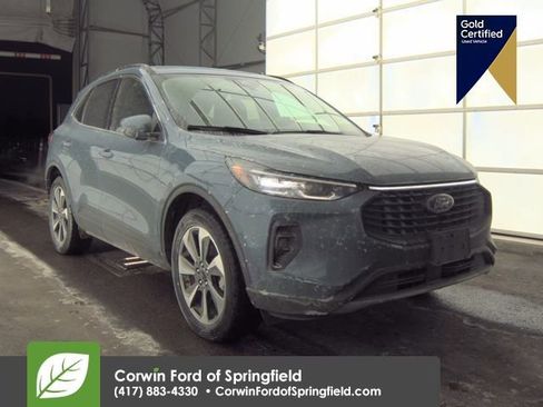 Certified 2025 Ford Escape Platinum image 2