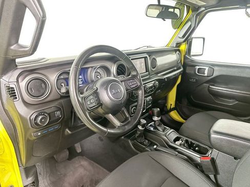 Used 2023 Jeep Wrangler Unlimited w/ Cold Weather Group AWD/4WD image 19