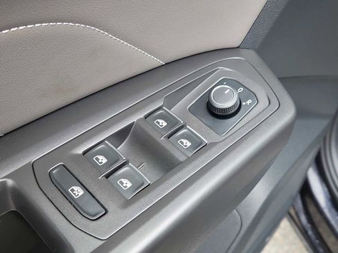 Used 2022 Volkswagen Atlas SE w/ Panoramic Sunroof Package image 25