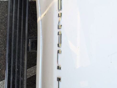 Used 2024 GMC Sierra 3500 Denali Ultimate AWD/4WD image 7