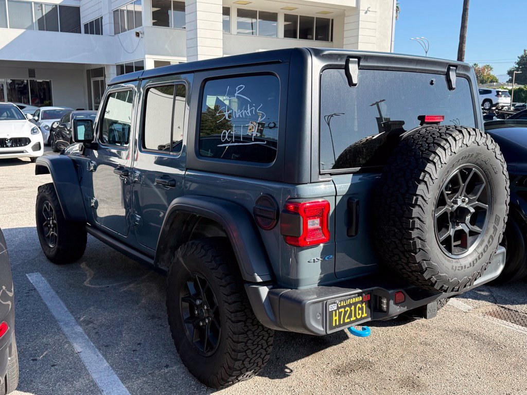 Certified 2024 Jeep Wrangler Unlimited AWD/4WD image 2