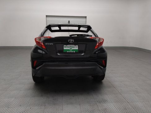 Used 2020 Toyota C-HR LE image 6