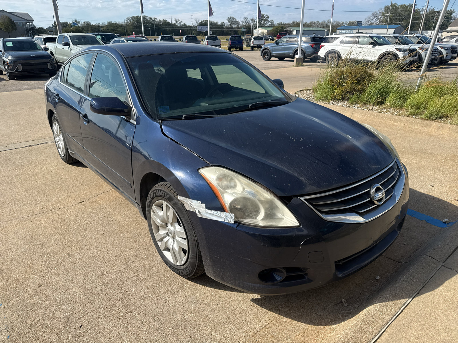 Used 2011 Nissan Altima 2.5 S FWD image 3