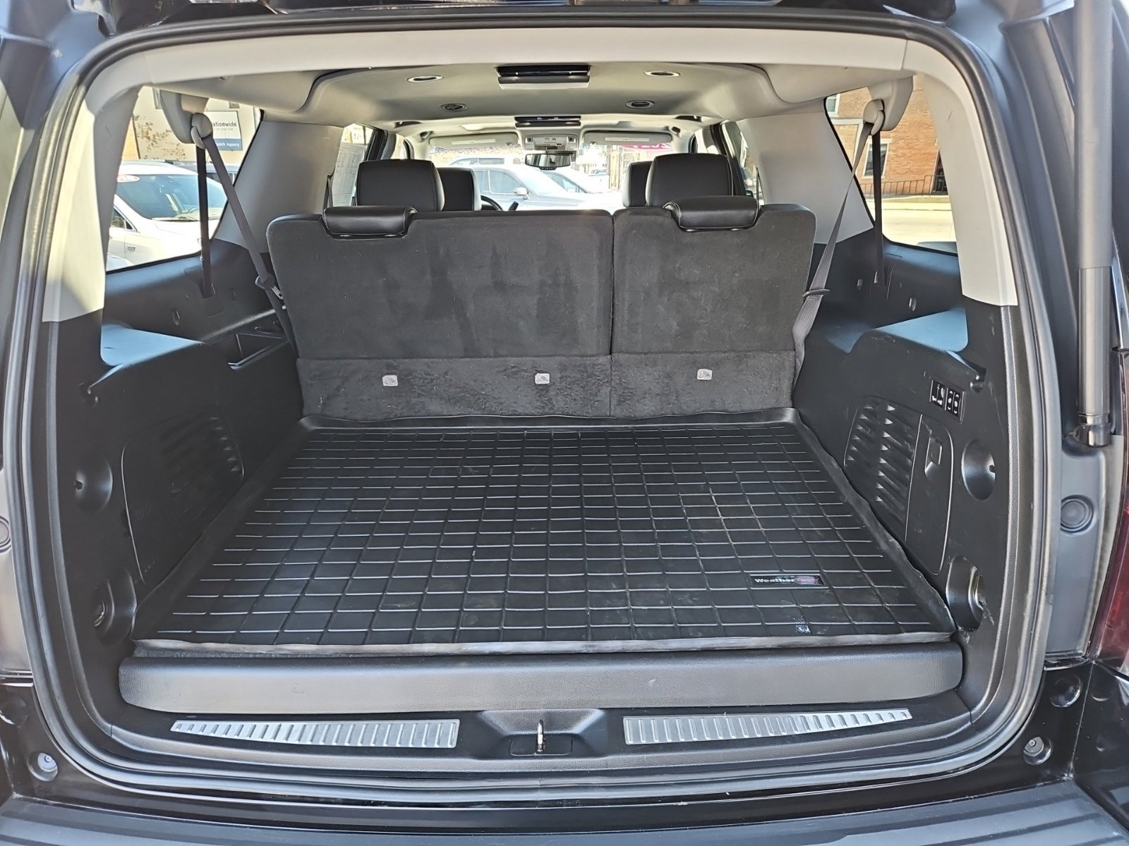 Used 2017 Chevrolet Suburban Premier AWD/4WD image 22