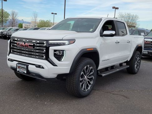 New 2026 GMC Canyon Denali AWD/4WD image 7