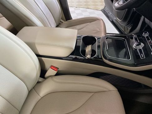 Used 2023 Lincoln Nautilus Reserve AWD/4WD image 44