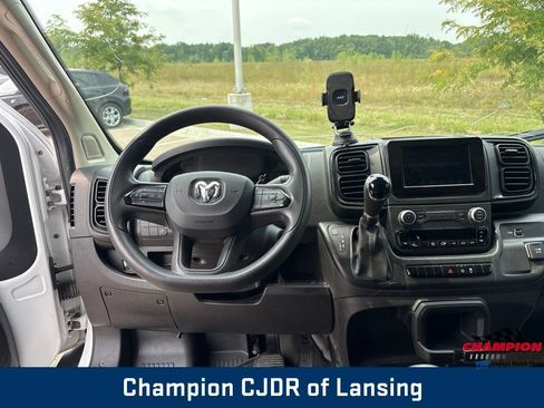 Used 2023 RAM ProMaster 3500 FWD image 2