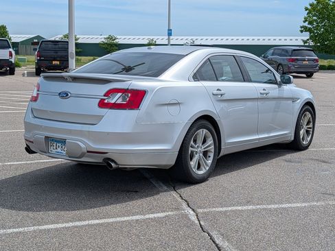 Used 2012 Ford Taurus SHO AWD/4WD image 4