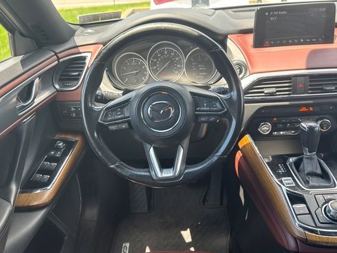 Used 2017 MAZDA CX-9 Signature AWD/4WD image 14
