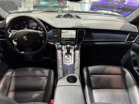 Used 2014 Porsche Panamera 4S Executive image 39