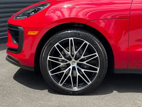 New 2026 Porsche Macan AWD/4WD image 11