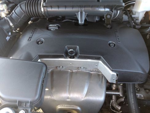 Used 2019 Buick Envision Essence image 30