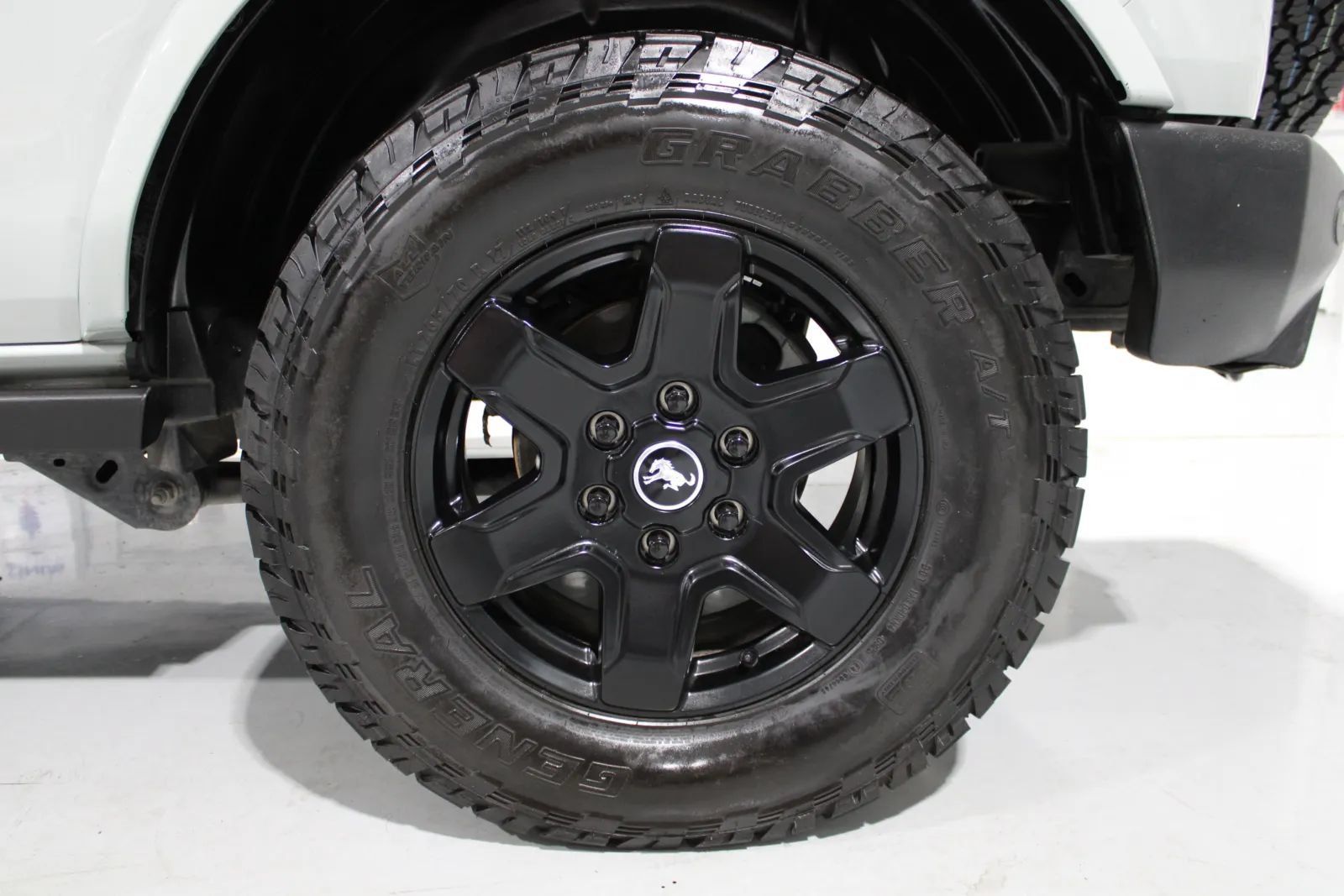Used 2022 Ford Bronco Outer Banks AWD/4WD image 23