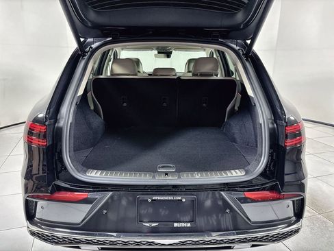 New 2026 Genesis GV70 2.5T Select AWD/4WD image 21
