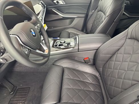 New 2026 BMW X5 xDrive40i w/ Climate Comfort Package AWD/4WD image 15
