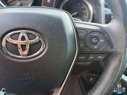 Used 2018 Toyota Camry SE w/ Moonroof Package FWD image 15