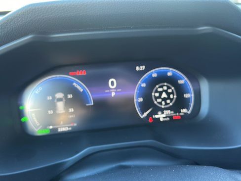 Used 2023 Toyota RAV4 XSE AWD/4WD image 13