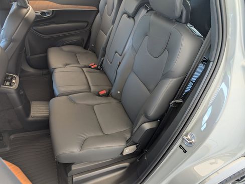 Used 2024 Volvo XC90 T8 Plus w/ Protection Package Premier AWD/4WD image 53