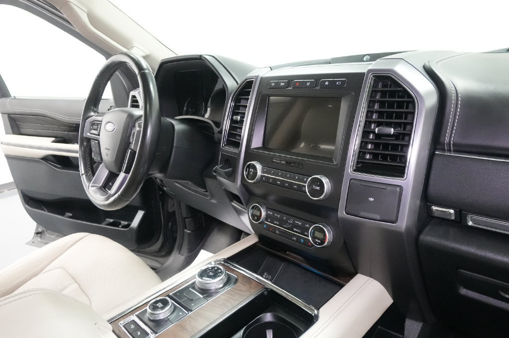 Used 2020 Ford Expedition Platinum AWD/4WD image 32