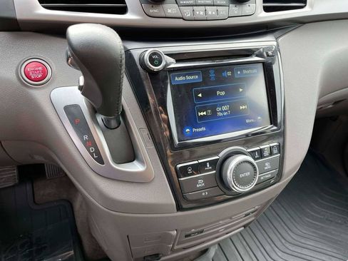 Used 2016 Honda Odyssey Touring image 25