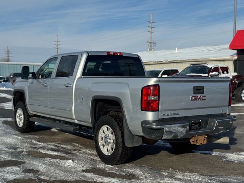 Used 2015 GMC Sierra 3500 SLT w/ Duramax Plus Package image 7