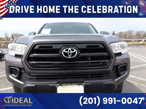 Used 2016 Toyota Tacoma SR RWD image 3