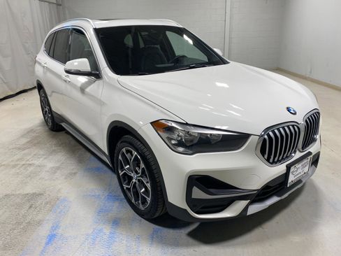 Used 2021 BMW X1 xDrive28i w/ Convenience Package image 4