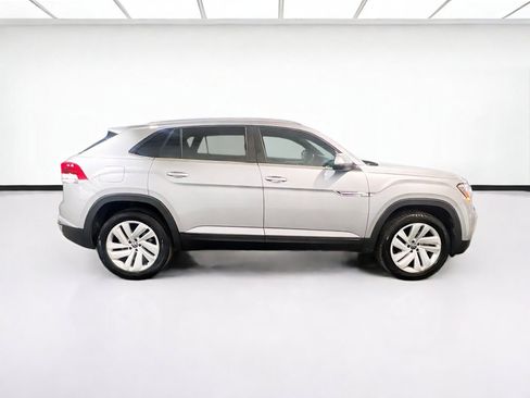 Used 2021 Volkswagen Atlas Cross Sport SE FWD image 23