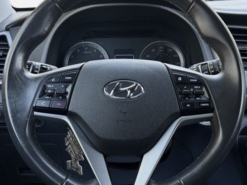 Used 2016 Hyundai Tucson Limited AWD/4WD image 18