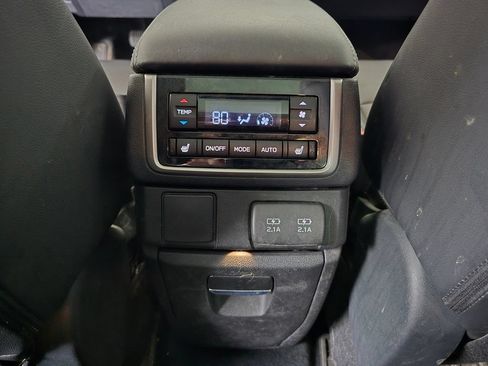 Used 2021 Subaru Ascent Limited w/ Technology Package AWD/4WD image 22