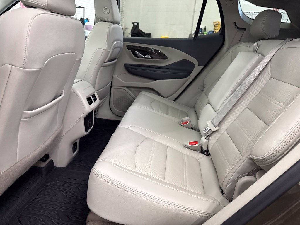 Used 2023 GMC Terrain Denali w/ LPO, Floor Liner Package AWD/4WD image 12