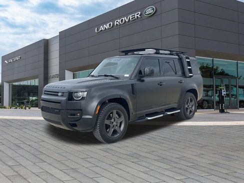 Used 2023 Land Rover Defender 130 X-Dynamic SE image 1