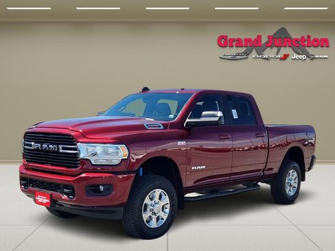 Used 2019 RAM 2500 Big Horn AWD/4WD image 3