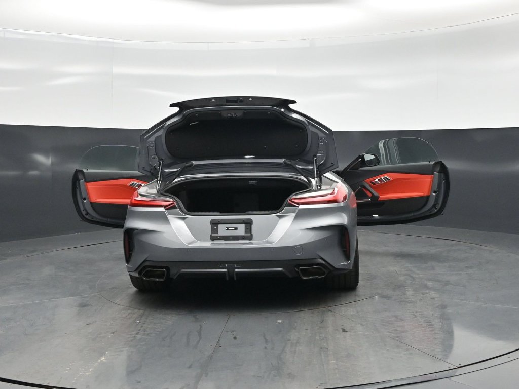 Used 2025 BMW Z4 M40i w/ Edition RWD image 30