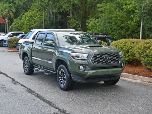 Certified 2022 Toyota Tacoma TRD Sport w/ Technology Package RWD image 6