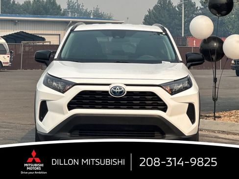 Used 2022 Toyota RAV4 LE AWD/4WD image 12