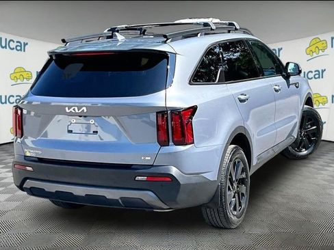 Used 2023 Kia Sorento S w/ Panoramic Sunroof Package AWD/4WD image 13
