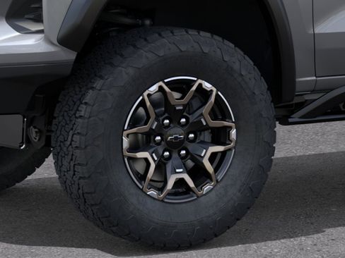 New 2026 Chevrolet Colorado ZR2 w/ Technology Package AWD/4WD image 40