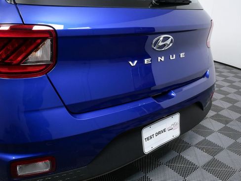 Used 2023 Hyundai Venue Limited w/ Cargo Package image 31