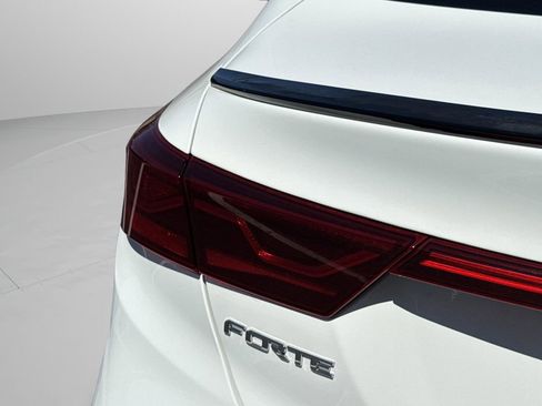 Used 2020 Kia Forte GT-Line image 18