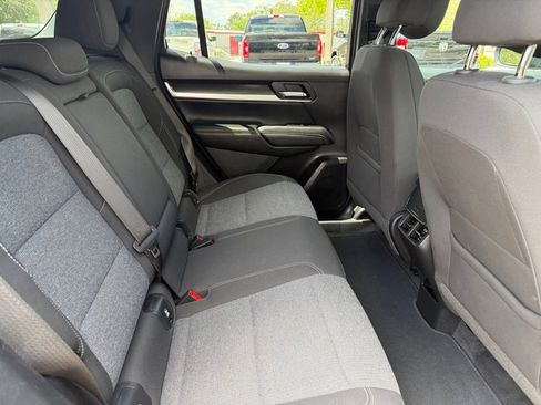 Used 2025 GMC Terrain Elevation AWD/4WD image 8