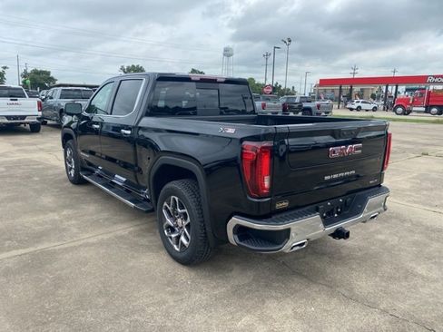 New 2025 GMC Sierra 1500 SLT w/ SLT Premium Plus Package image 4