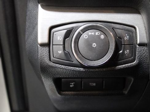 Used 2016 Ford Explorer Platinum AWD/4WD image 40