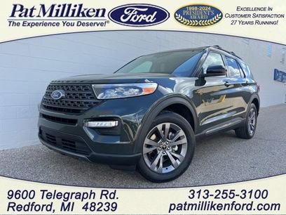 Certified 2022 Ford Explorer XLT w/ Equipment Group 202A