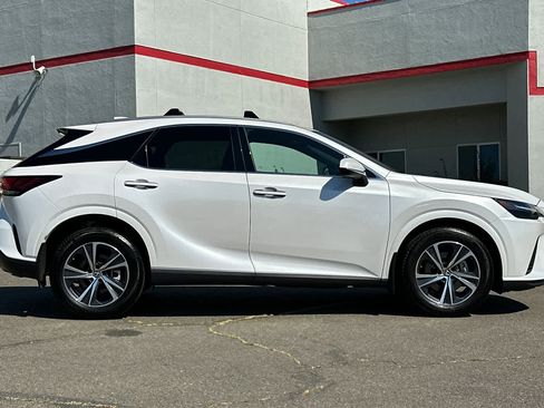 Used 2024 Lexus RX 350 Premium w/ Accessory Package (Z1) image 6