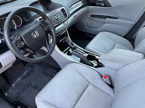 Used 2016 Honda Accord LX image 13
