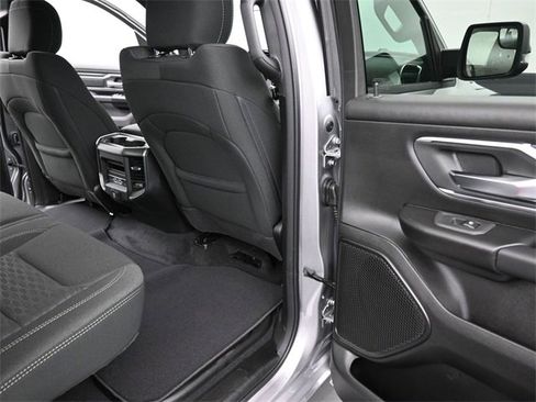 New 2026 RAM 1500 4x4 Crew Cab image 19