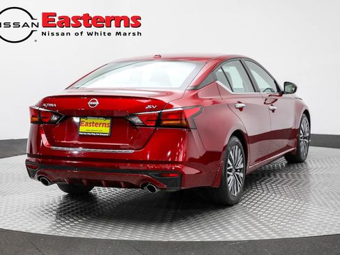 Used 2023 Nissan Altima 2.5 SV w/ SV Premium Package image 9