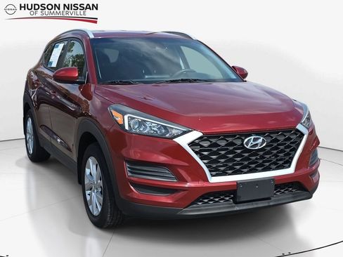 Used 2020 Hyundai Tucson Value w/ Winter Weather Package image 1