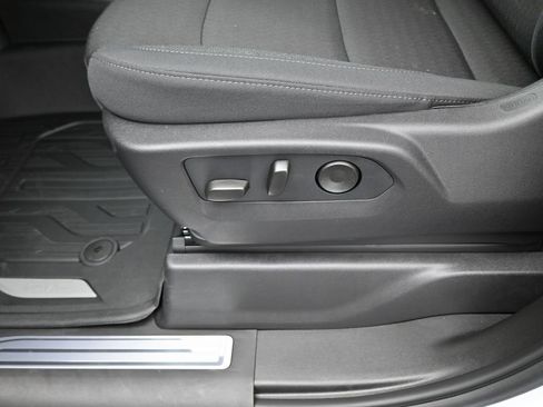 New 2026 GMC Sierra 3500 SLE image 10